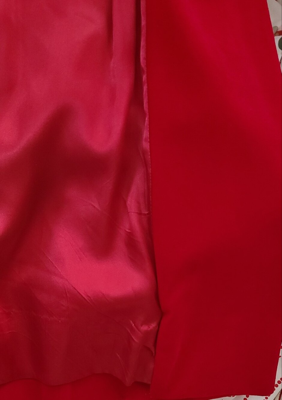 SURREY CLASSICS Classic Women's Red Button-Front Coat - Picture 6 of 7